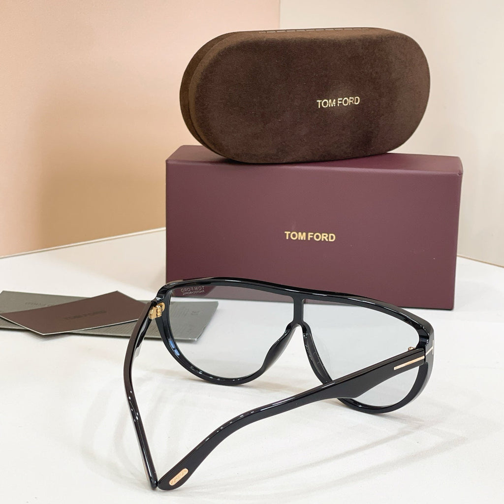 Tom Ford FT 1182 Sunglasses product image 14, provided for visual reference and product detail review