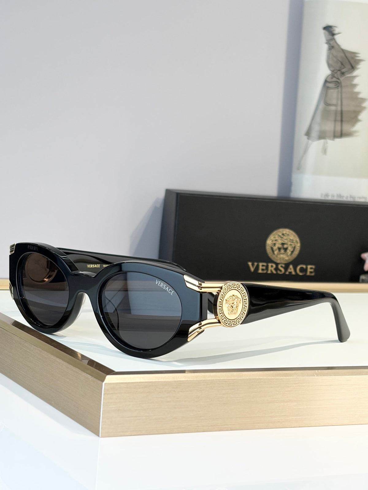 Versace VE1872 Sunglasses product image 5, provided for visual reference and product detail review