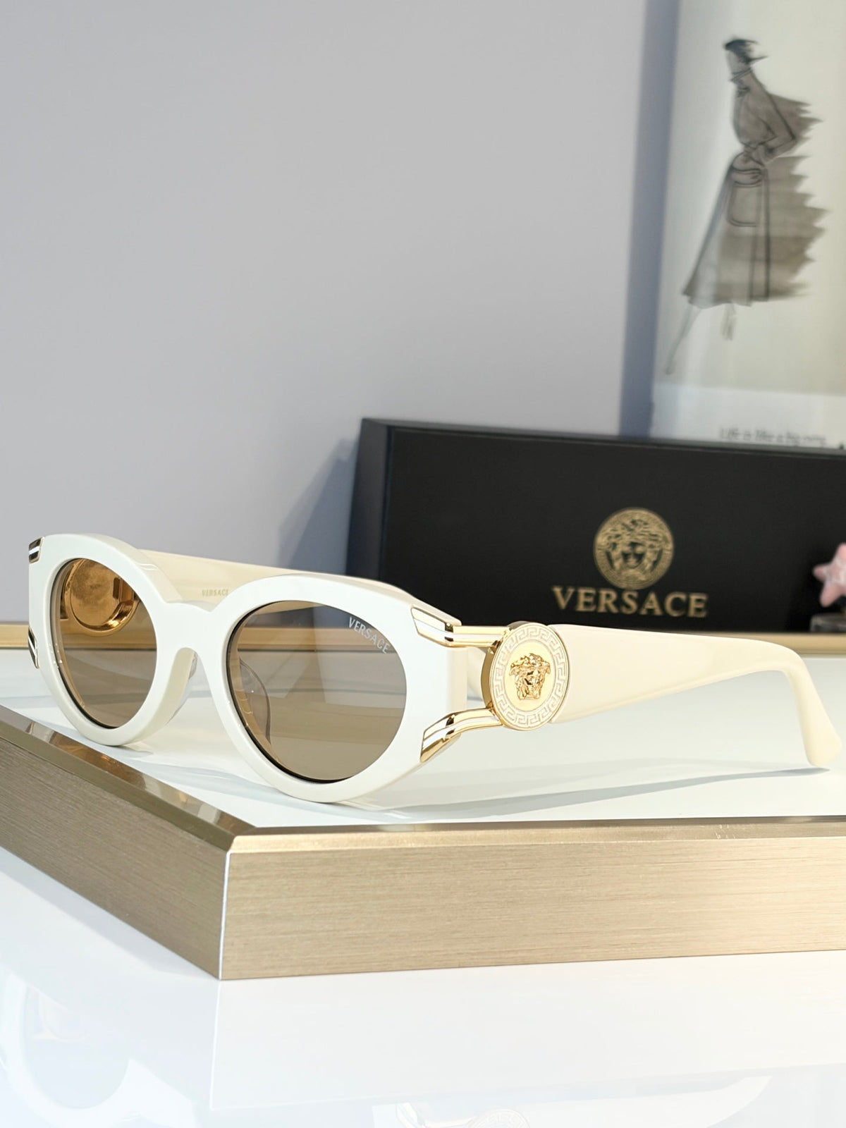 Versace VE1872 Sunglasses product image 6, provided for visual reference and product detail review