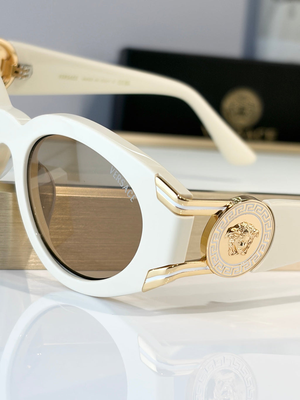 Versace VE1872 Sunglasses product image 7, provided for visual reference and product detail review