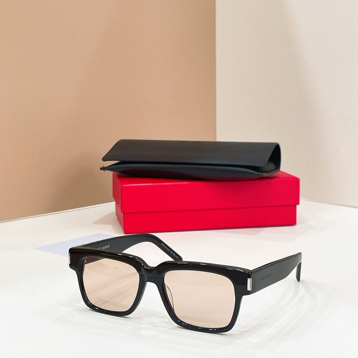 Saint Laurent SL 732 Sunglasses product image 7, provided for visual reference and product detail review