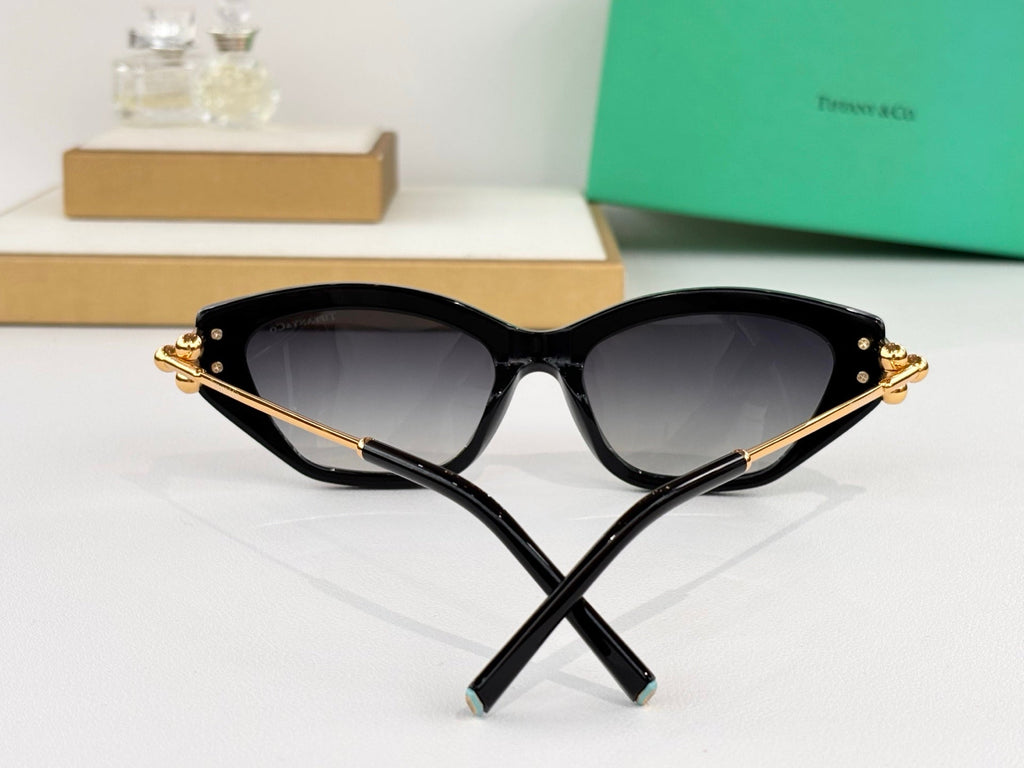 Tiffany & Co. OTF4231 Sunglasses product image 9, provided for visual reference and product detail review