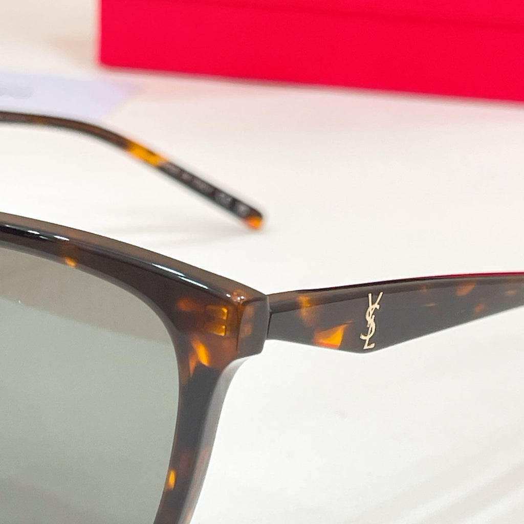 Saint Laurent SL M231 Sunglasses product image 8, provided for visual reference and product detail review