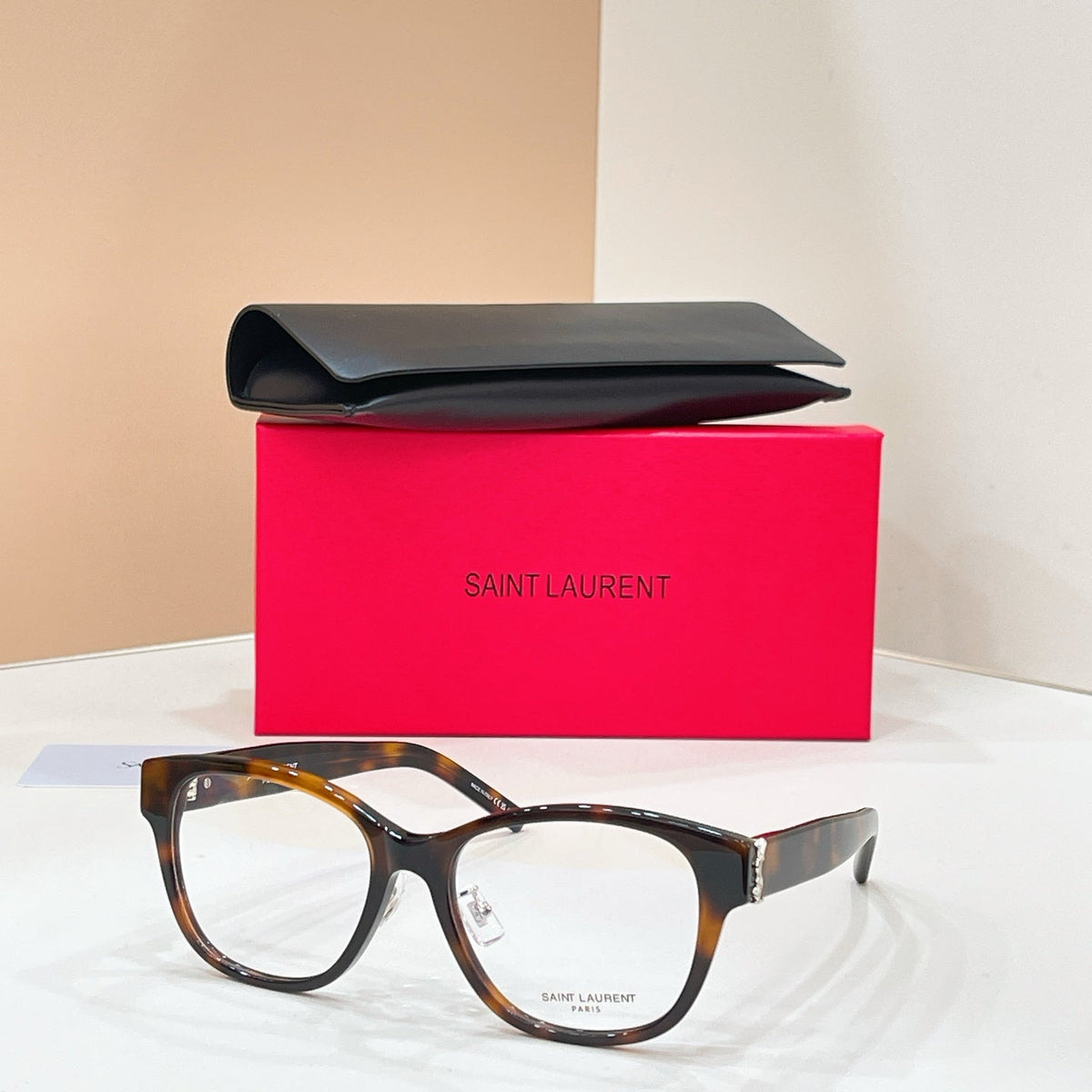 Saint Laurent SL M169/F Sunglasses product image 1, provided for visual reference and product detail review