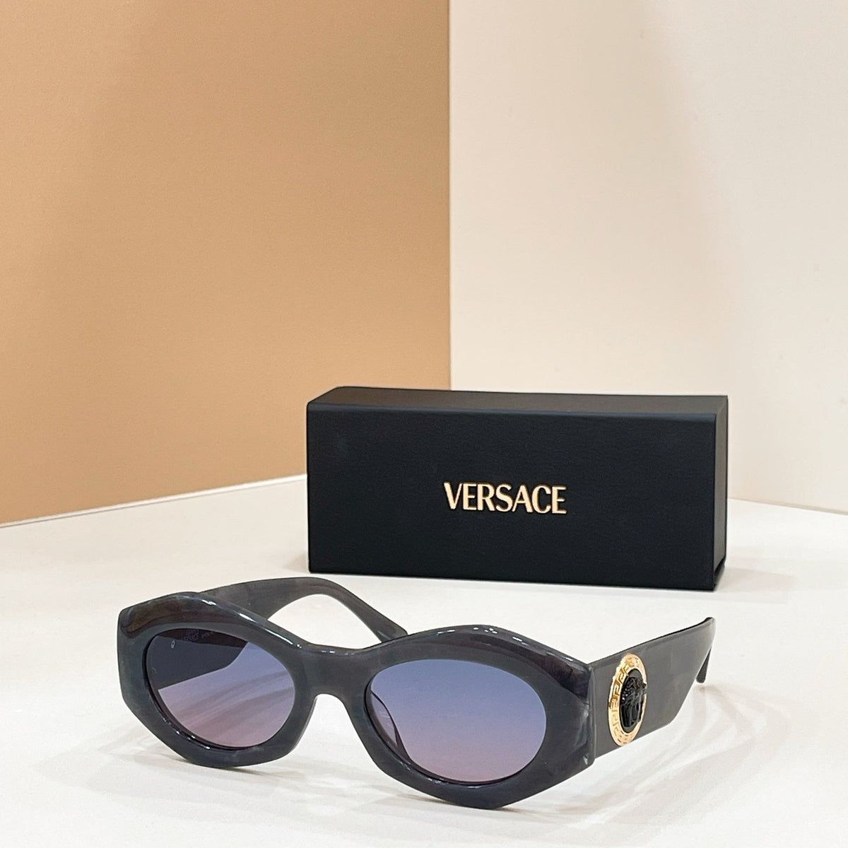 Versace VE 422/E Sunglasses product image 2, provided for visual reference and product detail review