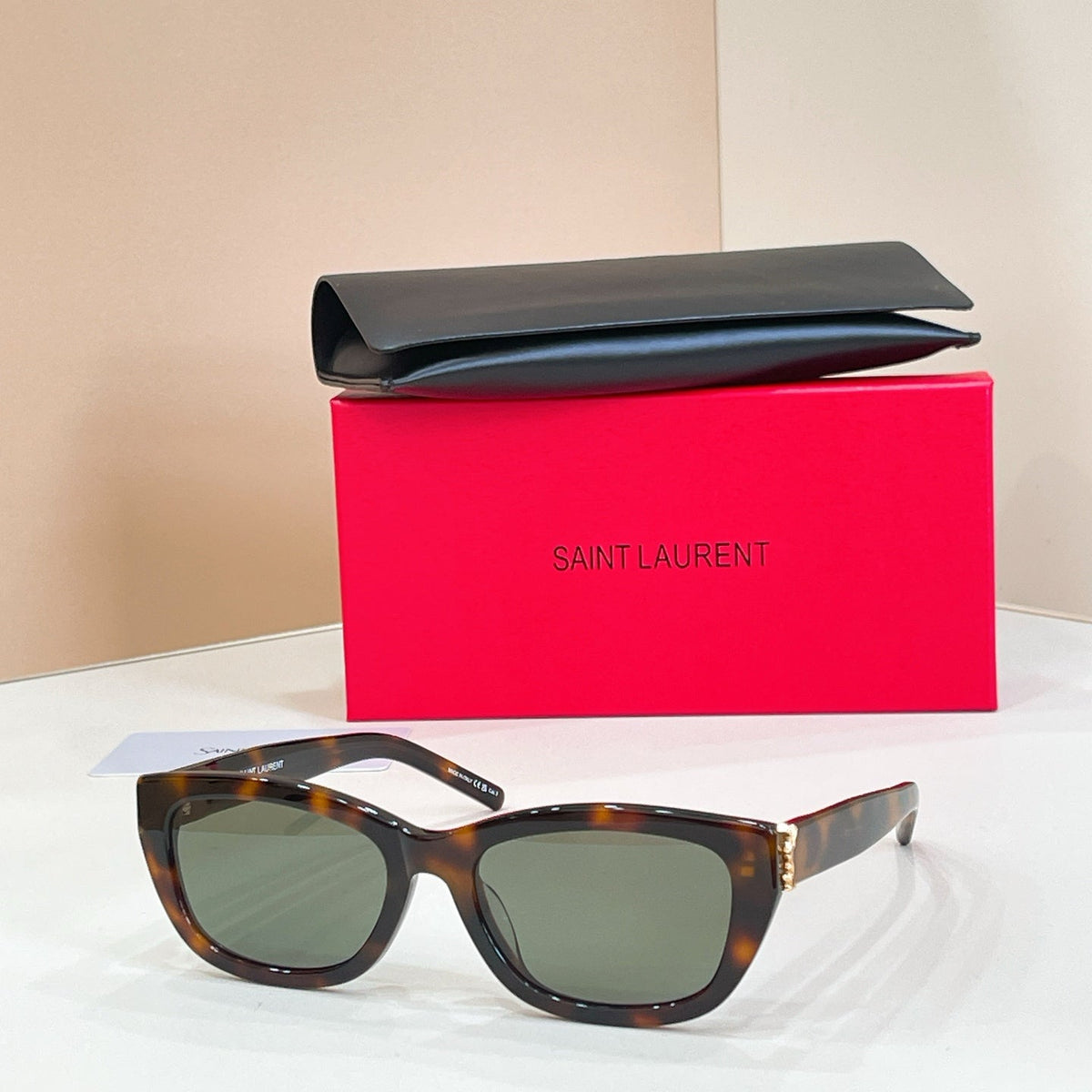 Saint Laurent SL M153 Sunglasses product image 3, provided for visual reference and product detail review