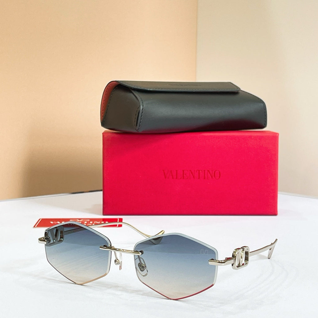 Valentino VLS-187 Sunglasses product image 2, provided for visual reference and product detail review