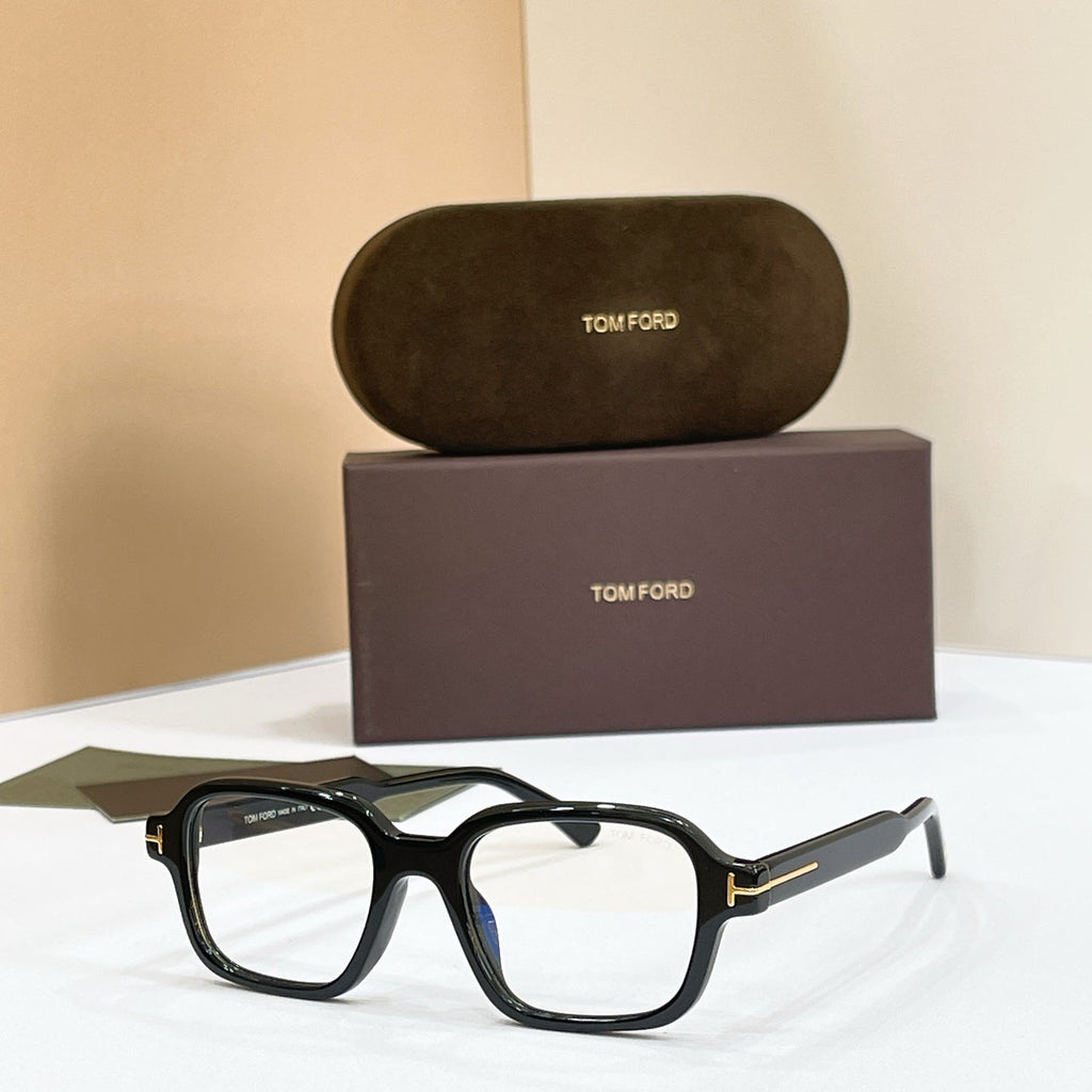 Tom Ford FT6123 Eyeglass Frames product image 4, provided for visual reference and product detail review