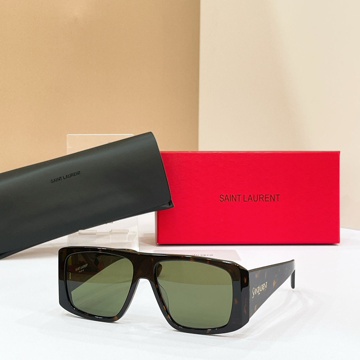 Saint Laurent SL 832 Sunglasses product image 4, provided for visual reference and product detail review
