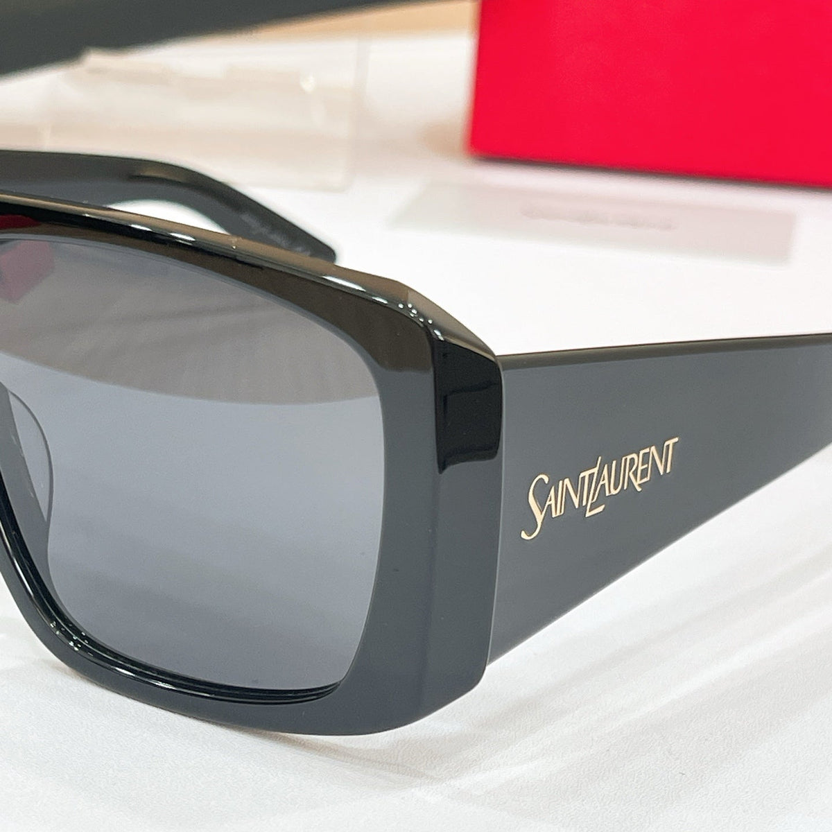 Saint Laurent SL 832 Sunglasses product image 6, provided for visual reference and product detail review
