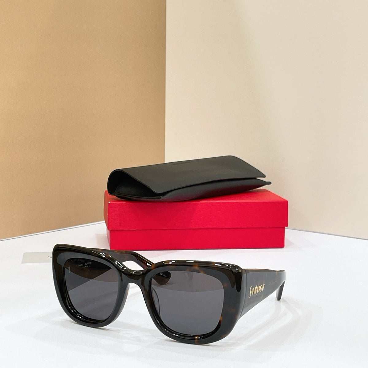 Saint Laurent SL 903 Sunglasses product image 5, provided for visual reference and product detail review