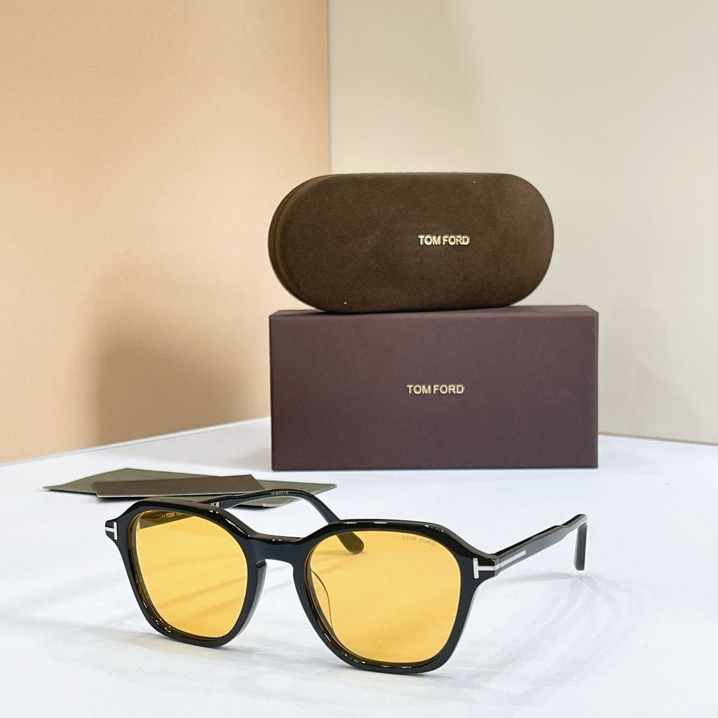 Tom Ford TF6101-D-B Sunglasses product image 2, provided for visual reference and product detail review