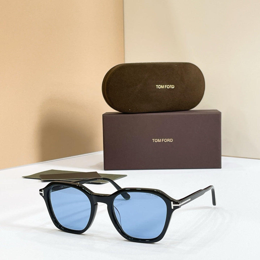 Tom Ford TF6101-D-B Sunglasses product image 7, provided for visual reference and product detail review