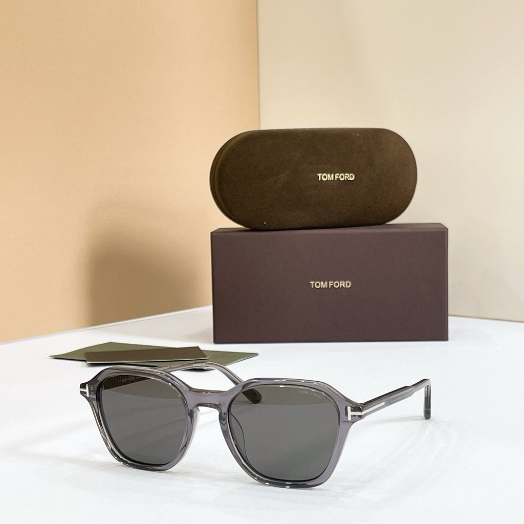 Tom Ford TF6101-D-B Sunglasses product image 9, provided for visual reference and product detail review