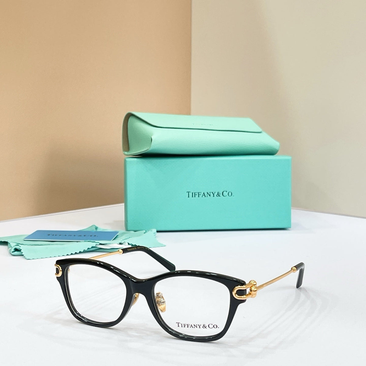 Tiffany & Co. Otf 2266F Sunglasses product image 1, provided for visual reference and product detail review
