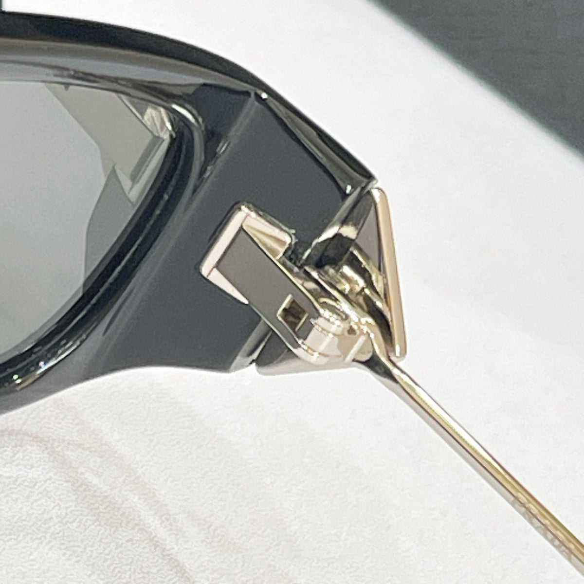 Prada x Gentle Monster PR D25S Sunglasses product image 17, provided for visual reference and product detail review