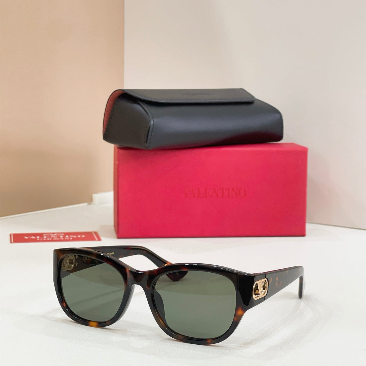 Valentino VG0039SK Sunglasses product image 1, provided for visual reference and product detail review