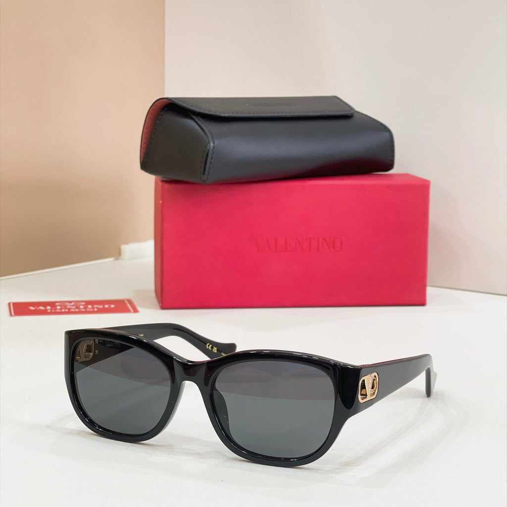 Valentino VG0039SK Sunglasses product image 6, provided for visual reference and product detail review