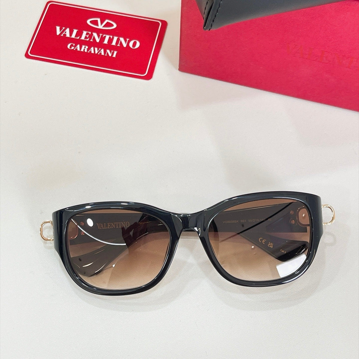 Valentino VG0039SK Sunglasses product image 13, provided for visual reference and product detail review