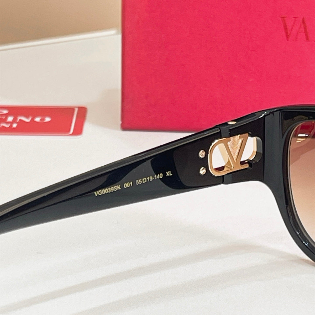 Valentino VG0039SK Sunglasses product image 17, provided for visual reference and product detail review