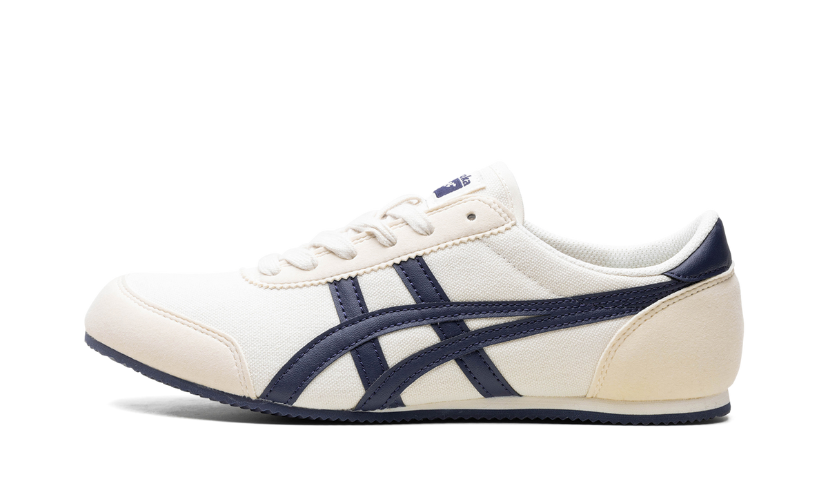 Onitsuka-tiger|track-trainer-white-black-127990 product image 1, provided for visual reference and product detail review